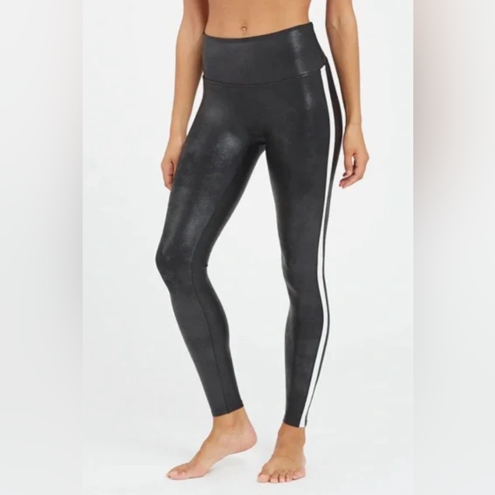 SPANX Faux Leather Leggings‎ Tummy Control with White Side Stripe Size Medium